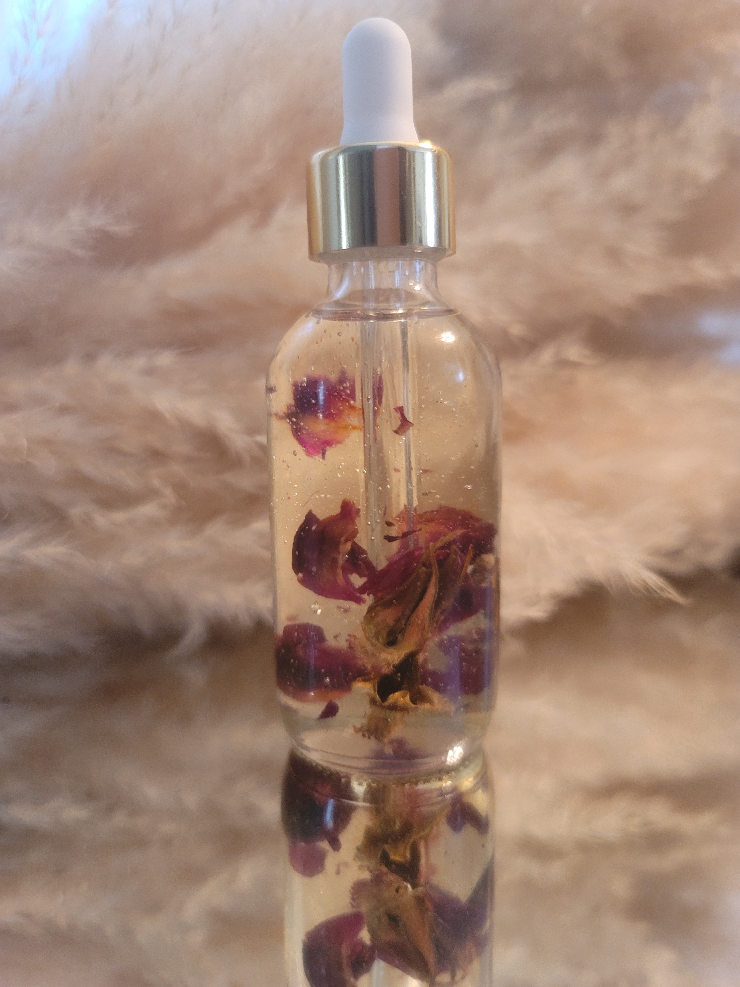 Ronda’s Rose Petals Infused Body/Bath Oil
